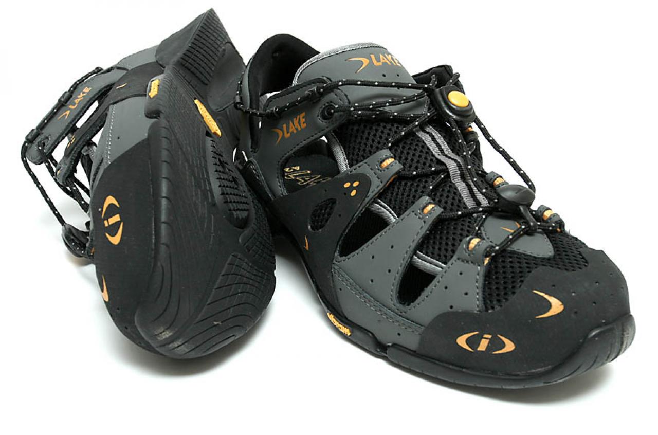 Cycling sandals best sale with cleats